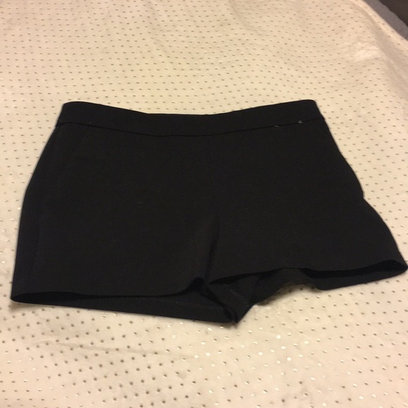 Express shorts - Picture 1 of 4